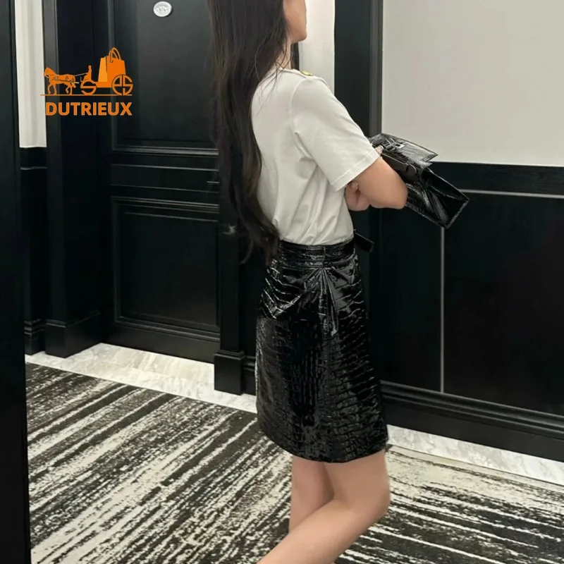 Женская короткая юбка из натуральной кожи с высокой талией и узором крокодила