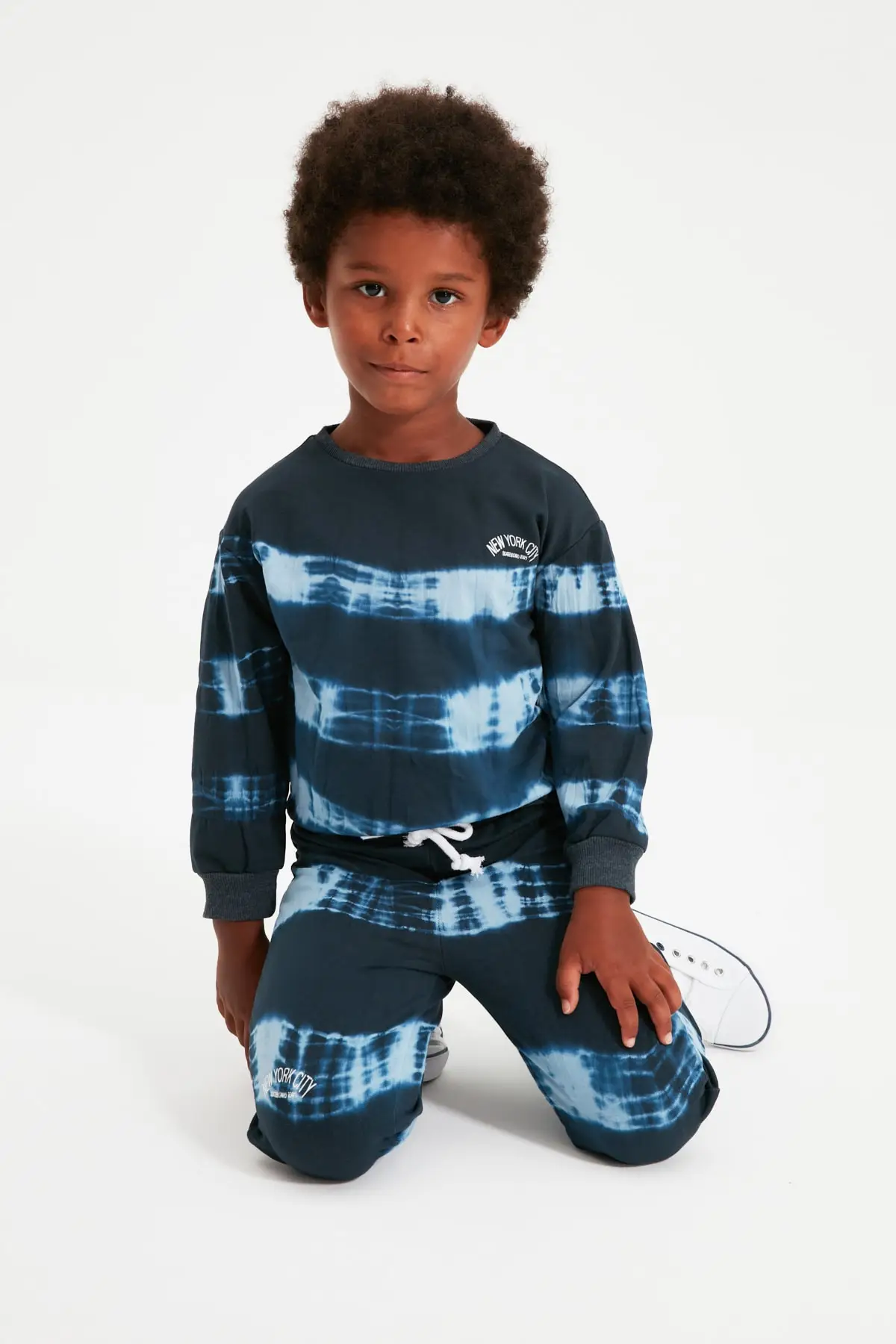 

Мужские и детские трикотажные тонкие свитшоты Batik с принтом TKDAW22SW1769