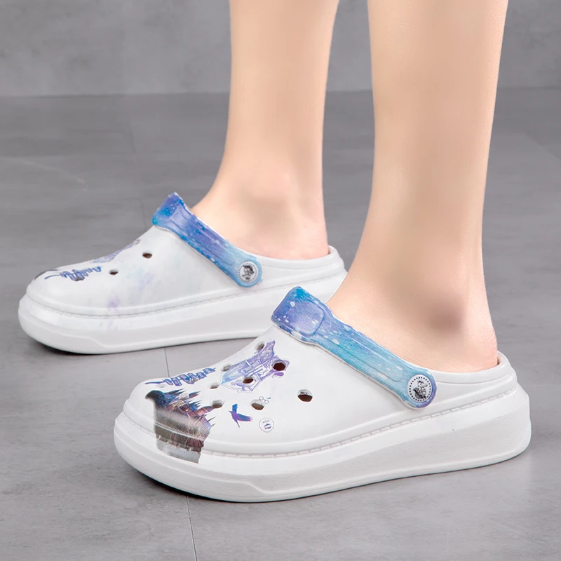 

Women Sandals Hole Shoes Cute Cartoon Breathable Non-slip Garden Beach Outside Shoes for Men and Slippers Summer Home