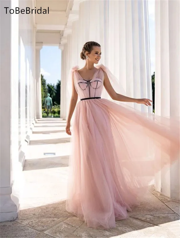 

Элегантное розовое Тюлевое длинное платье для выпускного вечера, милое платье на бретельках с бантом и черным ремнем, женское платье трапециевидной формы, платье до пола для выпускного вечера
