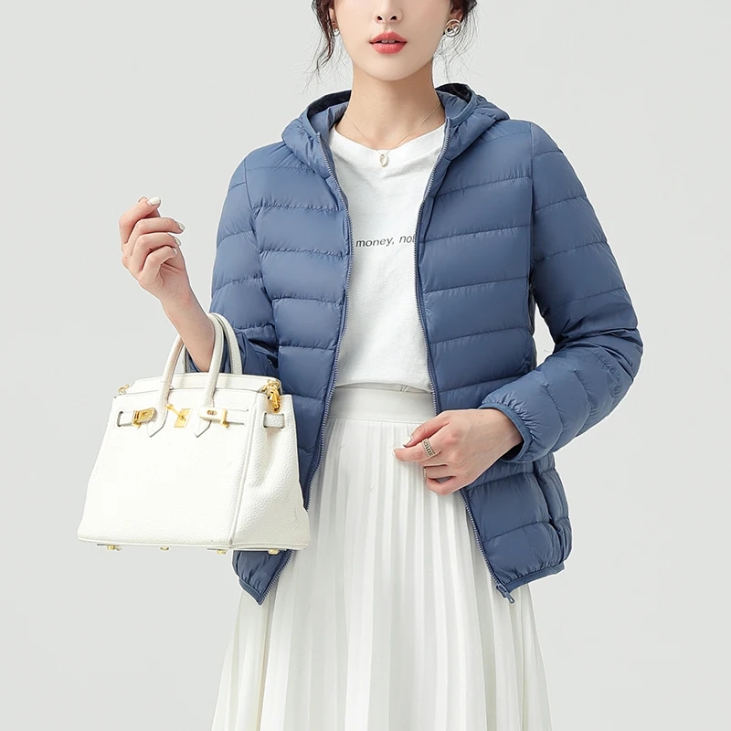 90% Ultra-light Plus Size Thin Down Jacket Women 2022 Autumn Winter Slim Short Hooded Warm White Duck Down Coat Women Outerwear