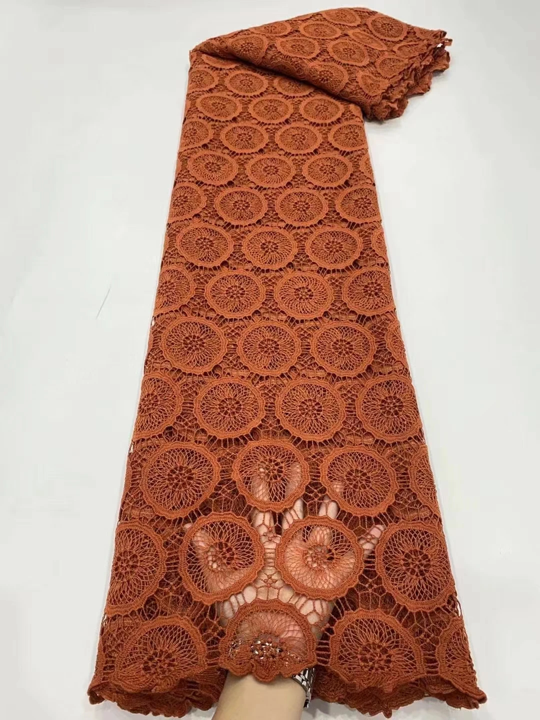 NDPG01 фабричная цена! С вышивкой молочно-Шелковое кружево коричневого цвета