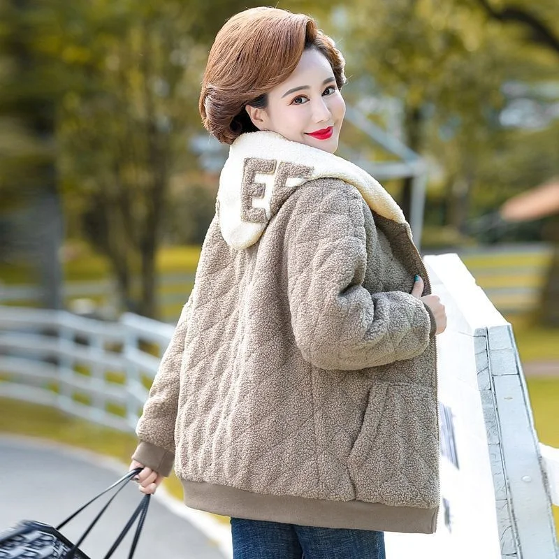 Winter mother's outfit thickened cashmere like jacket women's cotton padded jacket new fashion middle-aged and elderly women's