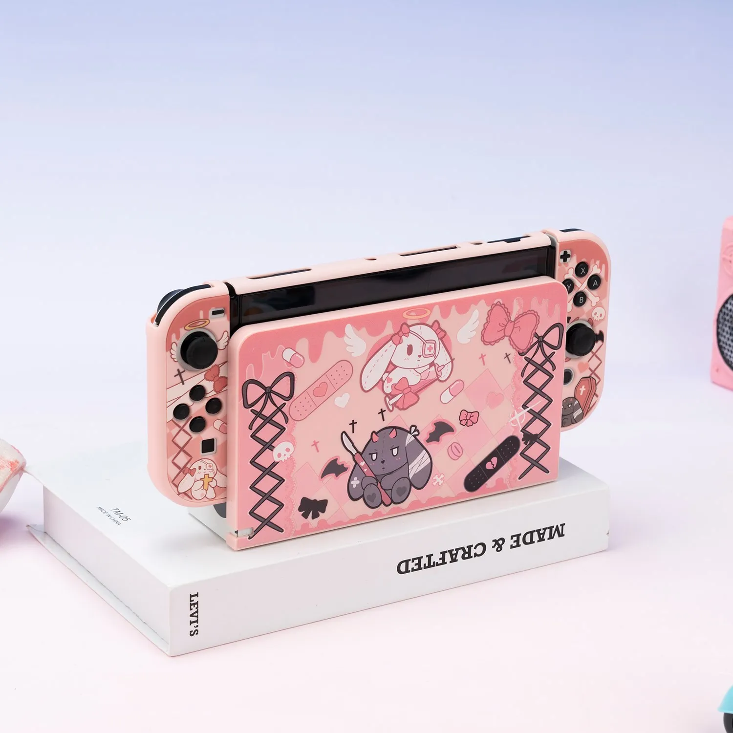 Защитный чехол GeekShare в виде готического кролика для Nintendo Switch / Oled Dock Cover комплект