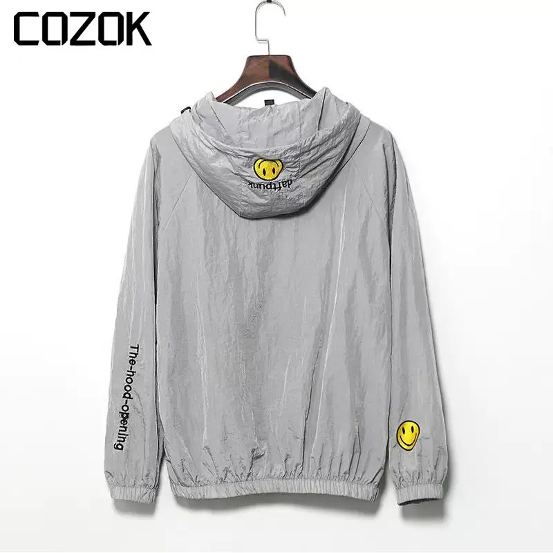 

Летняя Солнцезащитная куртка для мужчин и женщин, корейская модная тонкая куртка с надписью и вышивкой, 2023, уличная одежда, Спортивная Повседневная ветровка с капюшоном