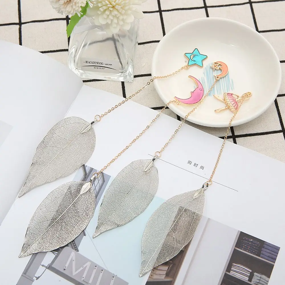 

Retro Creative Leaves Bookmarks Cute Girls Rabbit Leaves Bookmark for Books Accessories Teachers Gifts Office School Stationery