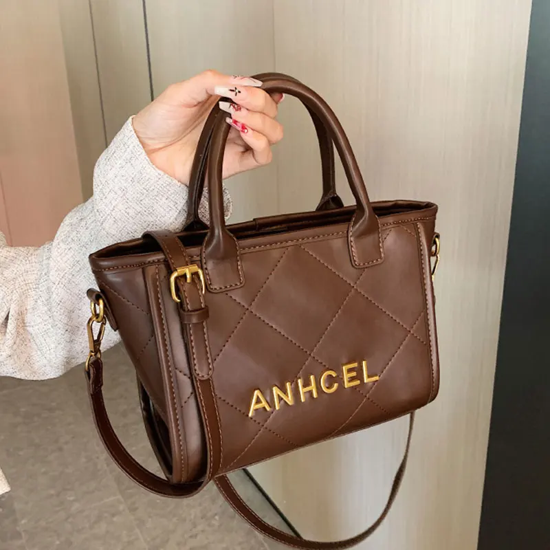 

Винтажная сумка через плечо из искусственной кожи, модель 2023 года, однотонная женская дизайнерская сумка на молнии, трендовая женская сумка...