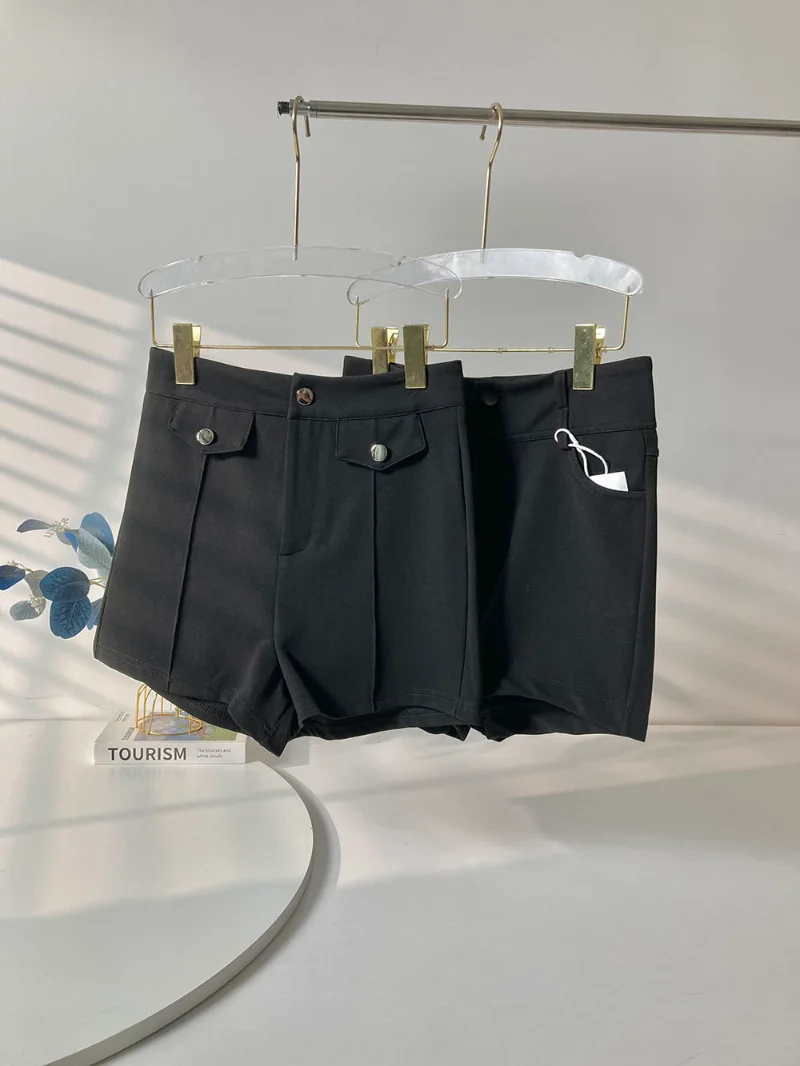 2023 Spring Summer Short Pants Design Sense Niche Slim-Fit Cover Slimming Long Legs Shorts Sexy High Waist All-Match Hot Pants