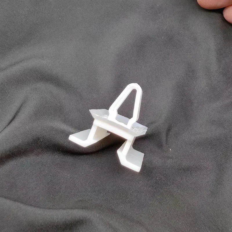 

8331C6 Подходит для Peugeot 1007 207 508 Partner B9 CitroenC2 C5 C6 DS3, зажим для крепления передней внутренней оббивки 1606425680