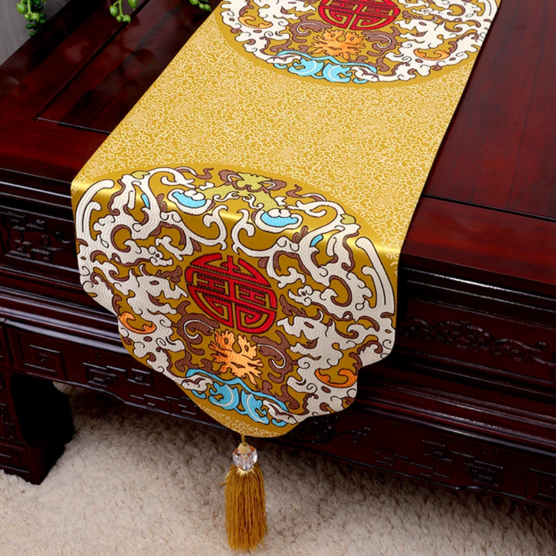 

Luxury Embroidered Floral Table Runners Chinese Style Table Flags Home Decor for Dining Tables Shoe Cabinet Tassels Tablecloth