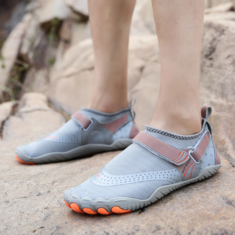 Casual Water Shoes Men and Women Beach Sandals Breathable Comfortable Swimming Shoes Five-finger Appearance Anti-slippery