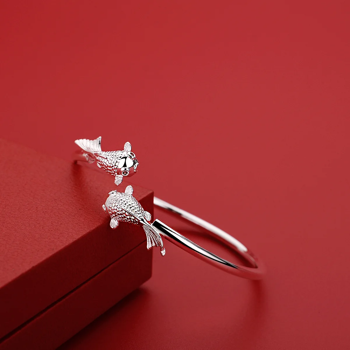 Женский Регулируемый браслет в виде золотой рыбки из серебра 999 пробы