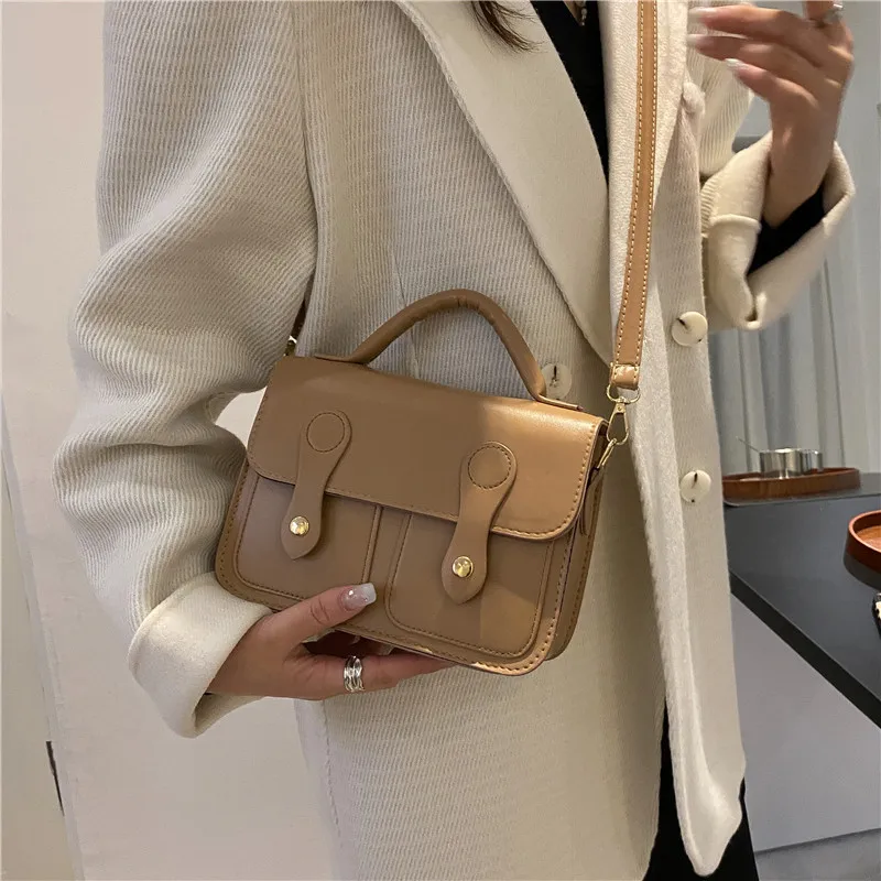 

2022 New Trendy Fashion Retro Casual One-Shoulder Messenger Bag Small Square Bag Female Bag Autumn Winter Portable Messenger Bag