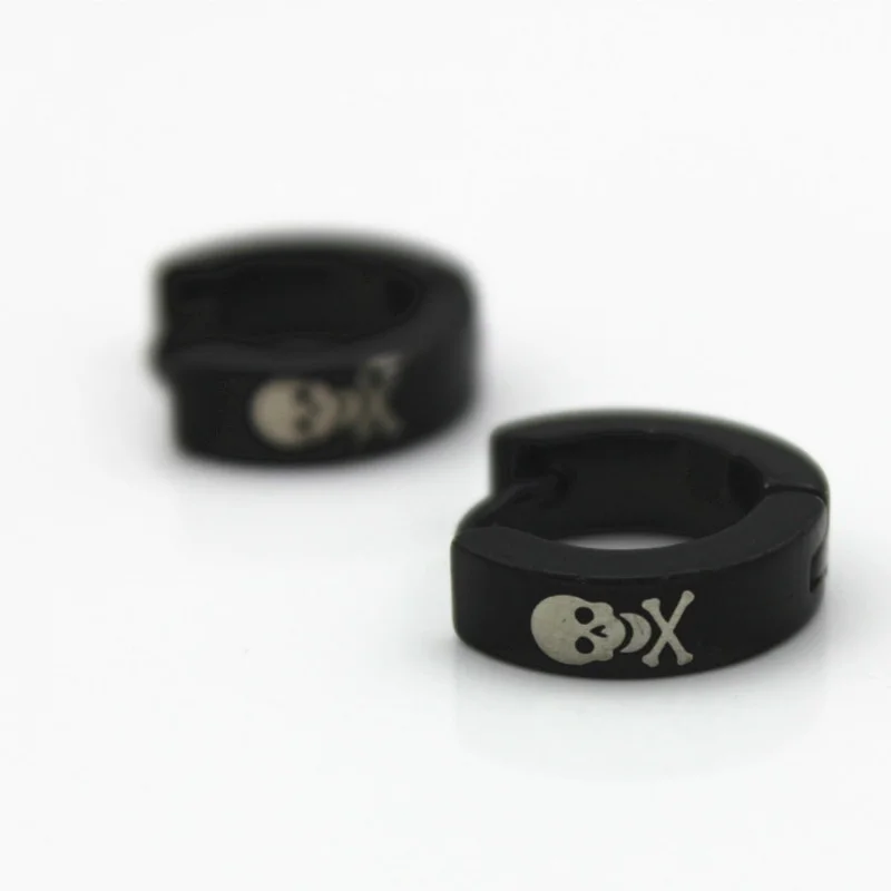 

Black Vintage Skull Head Pattern Cool 4mm Width Stainless Steel Stud Earrings Accessories Jewelry Men and Women