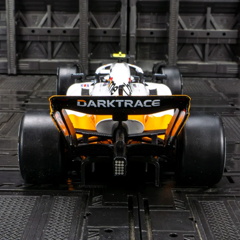 Фото Модель гоночного болида Формулы-1 McLaren MCL60 Moroccan Racing из сплава, масштаб 1:24, тонкая работа, высокое качество. №5