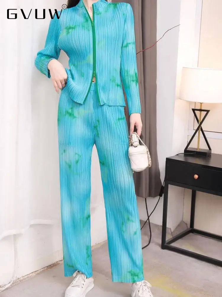 

Женский плиссированный комплект из двух предметов GVUW, топ с воротником-стойкой на молнии и широкие брюки, весна 2023