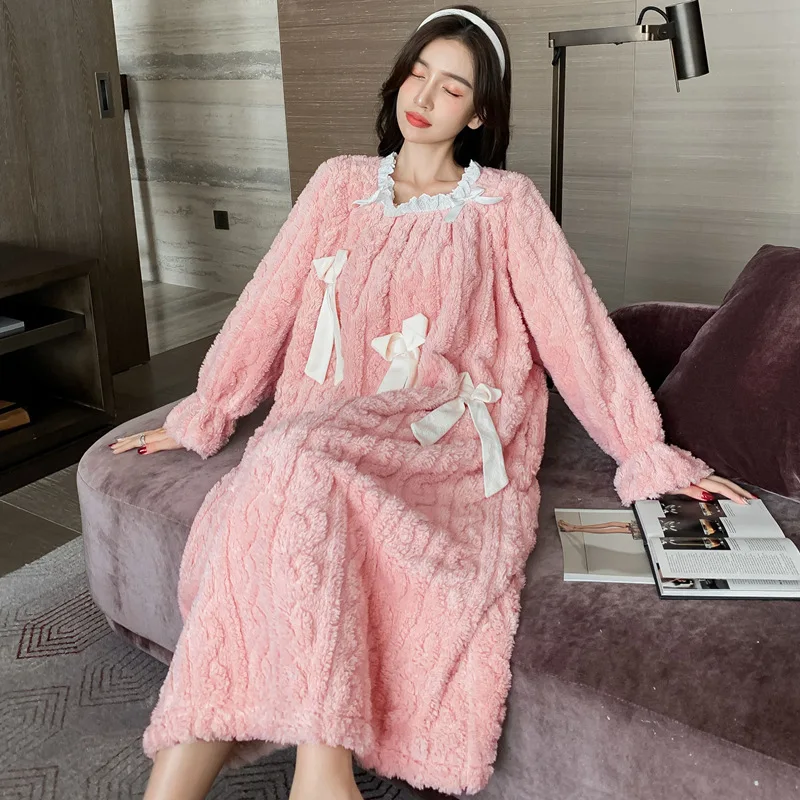 

Flannel Winter Nightgown Sexy Pullover Sleepshirts Lace Patchwork Nightwear Bow Patchwork Sleepwear Nighty Lady Pyjamas Homewear
