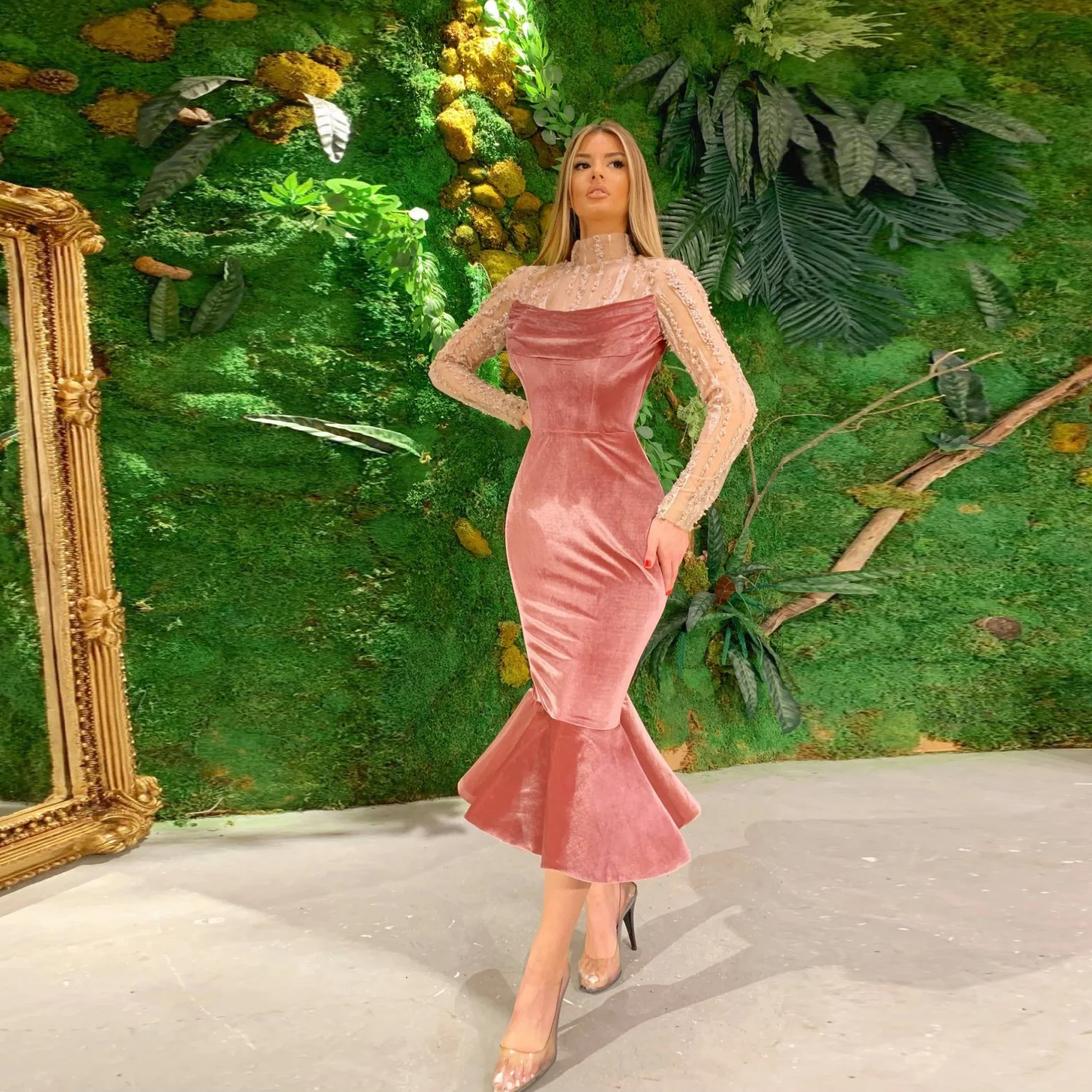 

Modest Rose Pink Velvet Embellished Midi Dress To Party See Thru Full Sleeves Mermaid Evening Dresses High Collar Prom Gowns