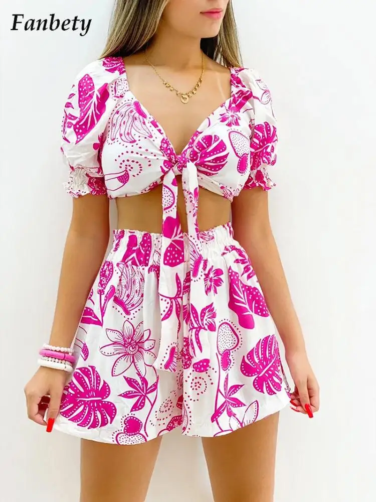 

Women Elegant Pattern Print Crop Tops Suits 2022 Summer Fashion V Neck Two Piece Outfits Ladies Casual Short Sleeve Beach Sets