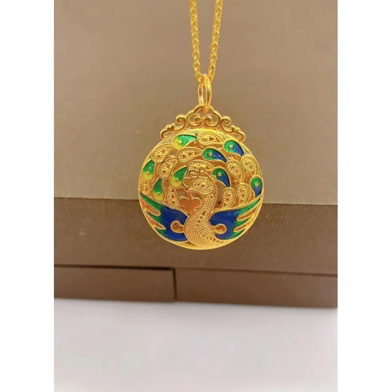 Эмалированный кулон Девять небесных танцев