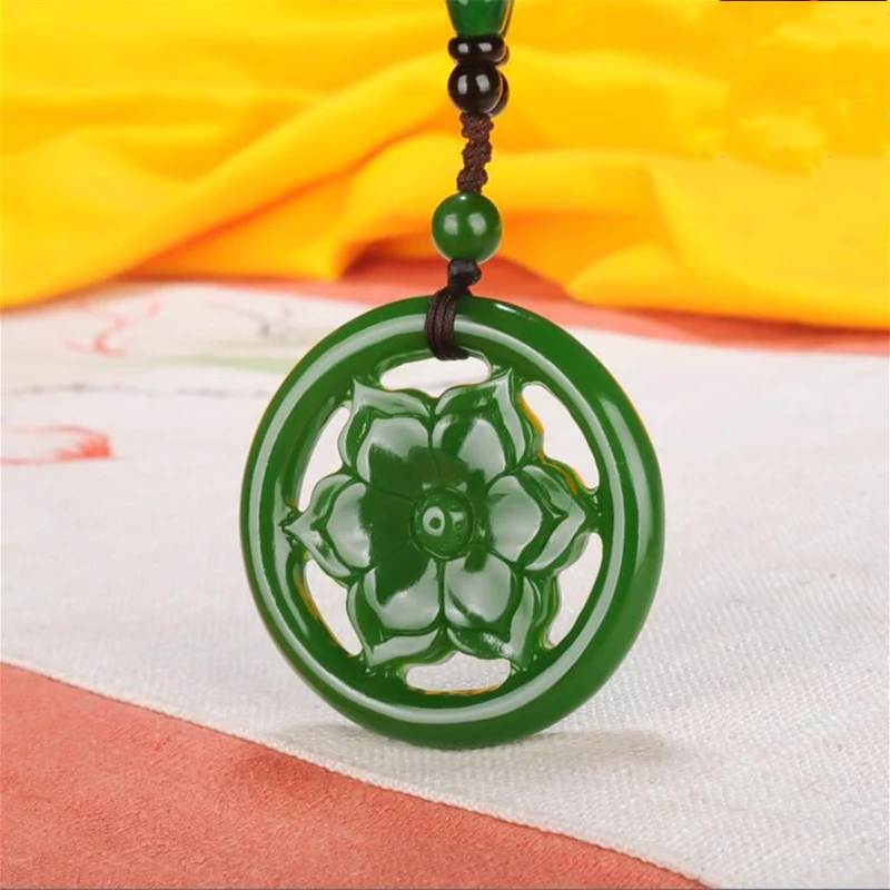 

Natural Green Hand-carved Flower Jade Pendant Fashion Boutique Jewelry Men and Women Flower Blooming Wealth Necklace Accessories