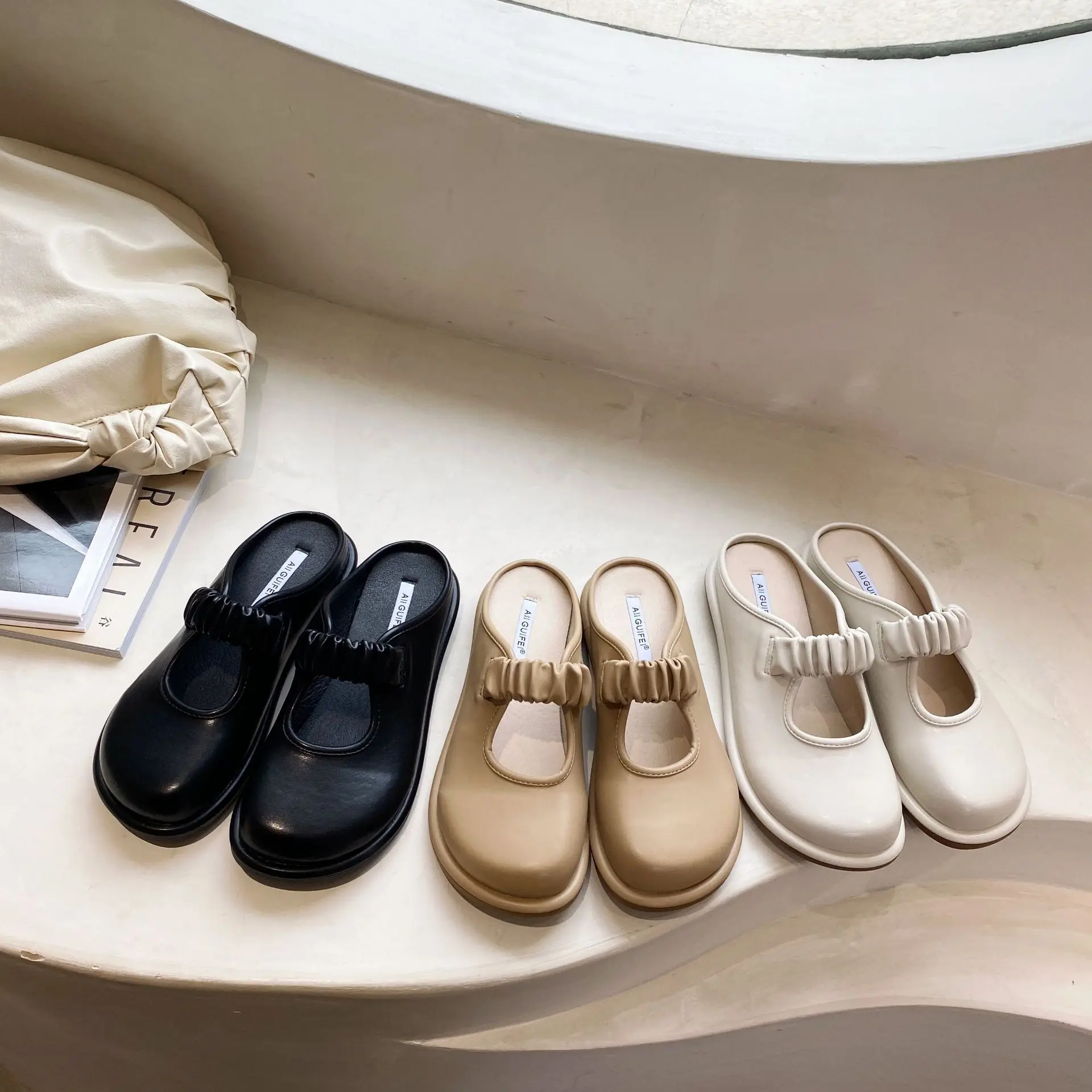 

Low Shoes Woman 2022 Cover Toe Slippers Flat Luxury Slides Pantofle Soft Designer New Basic Sewing Hoof Heels PU Fashion Casual
