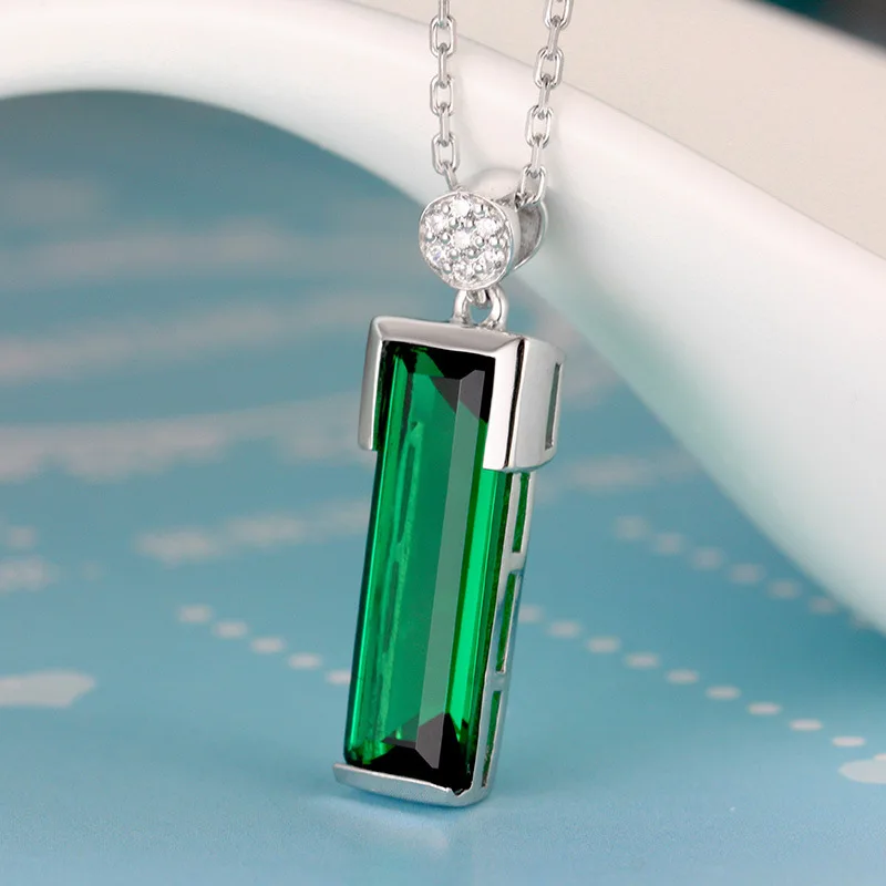 

18K Gold Green Crystal Tourmaline Necklaces For Women Silver Aesthetic Luxury Jewelry Cool Pendant Necklaces Vintage Cute