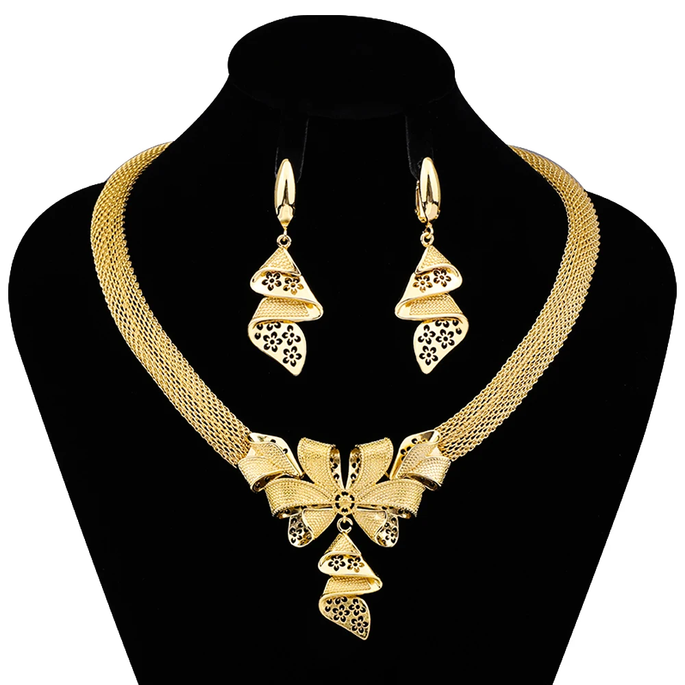 

Nigeria Gold Color High Quality Jewelry Women's Necklace Earring Set Hollow Flower Shape Fashion Novelty Style Wedding Party