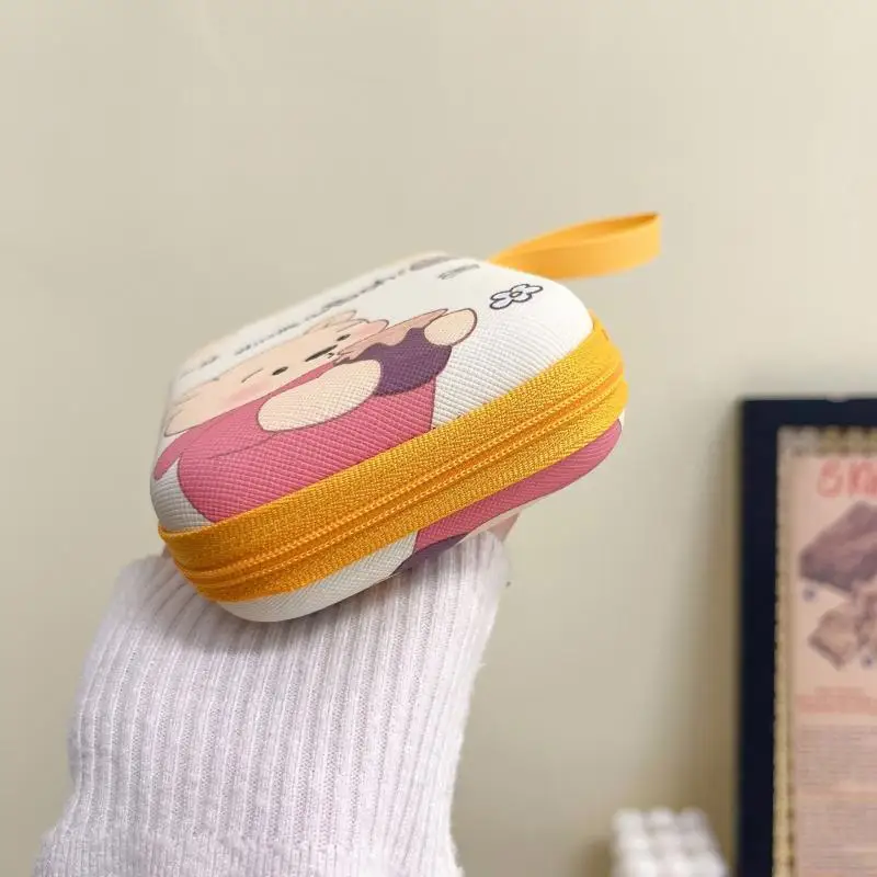 Фото Милая сумка-органайзер Kawaii Crayon ShinChan для наушников, большая монетница, чехол для зарядного устройства, кабеля, жесткого диска, внешнего аккумулятора №3