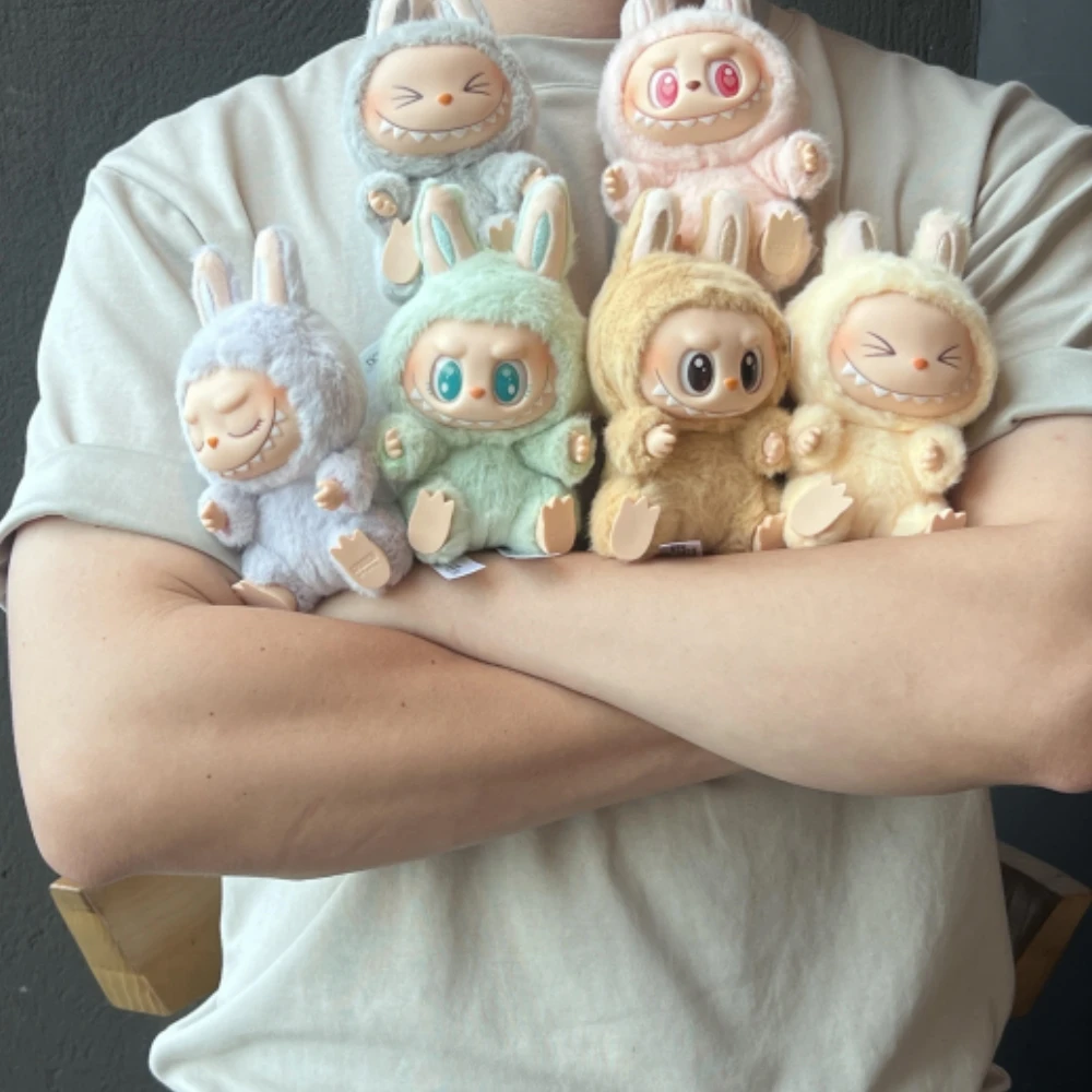 Подлинная оригинальная Labubu сидячая вечеринка кролик виниловая макарон II 2 слепая