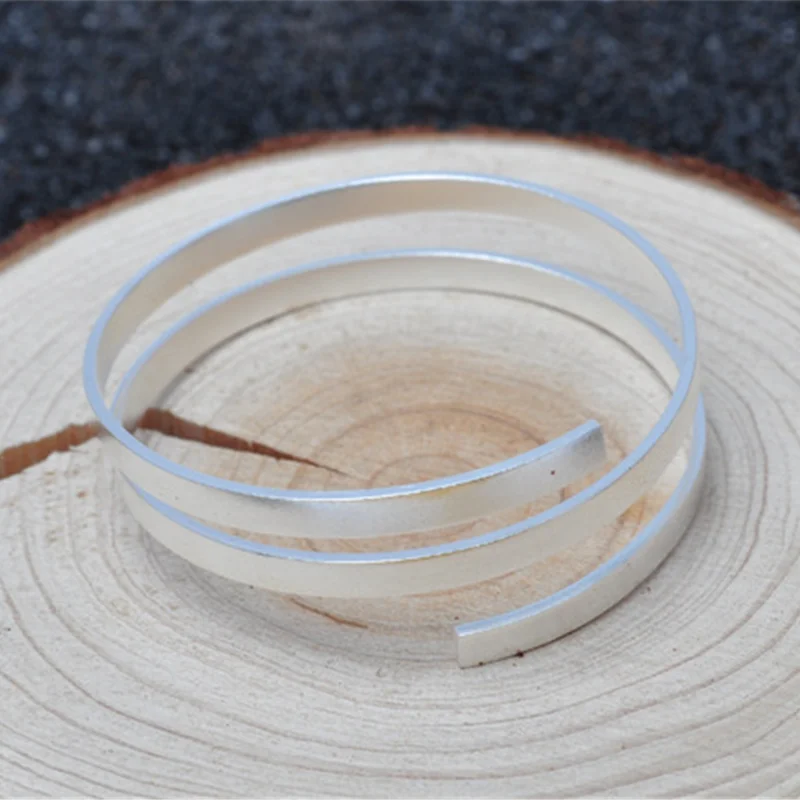 Прямоугольное плоское кольцо-манжета из серебра 925 пробы 2-6 мм |