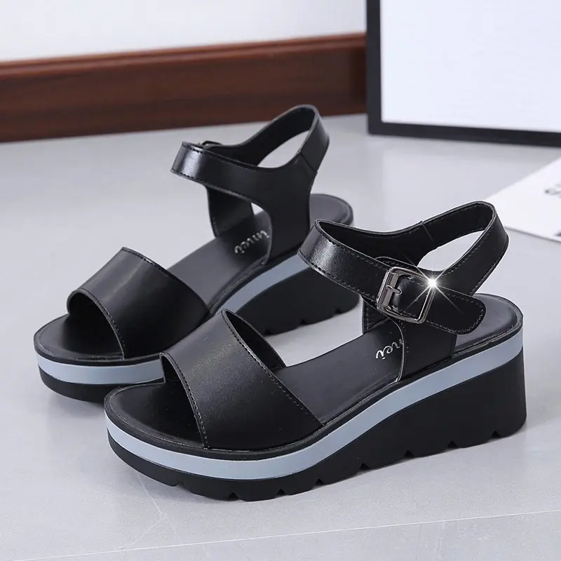 

Сандалии женские на танкетке 6 см, Босоножки с открытым носком, повседневная обувь на танкетке, цвет черный/белый, лето