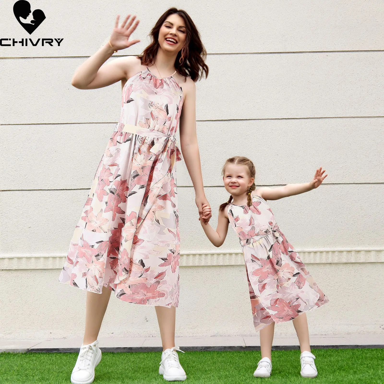 

New Mother Daughter Summer Dresses Sleeveless Flower Print Halter Dress Mom Mommy and Me Irregular Dress Family Matching Outfits