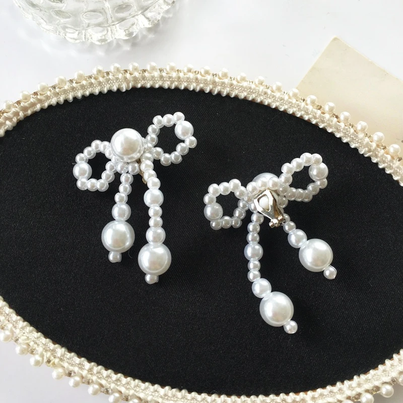 

S925 needle Sweet Jewelry Sweet Temperament Bow Earrings Personality Distorted Simulated Pearl Earring For Women Jewelry Gifts