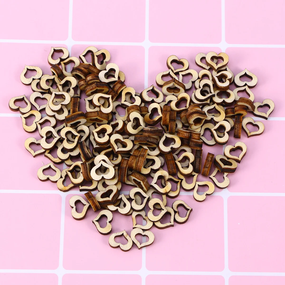 

Wooden Wedding Heart Blank Crafts Wood Ornament Decoration Slices Embellishment Hollow Ornaments Mini Unfinished Painting