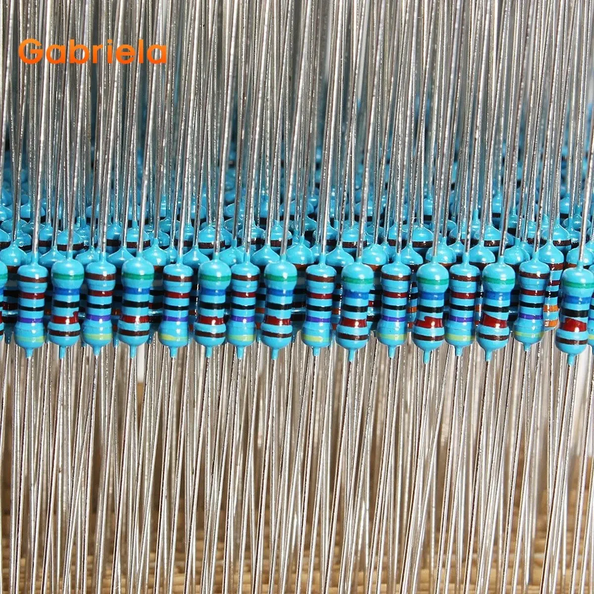 Комплект резисторов 1/4 Вт 56 значений x 20 шт. = 1120 (1 Ом-10 МОм) Металлопленочный