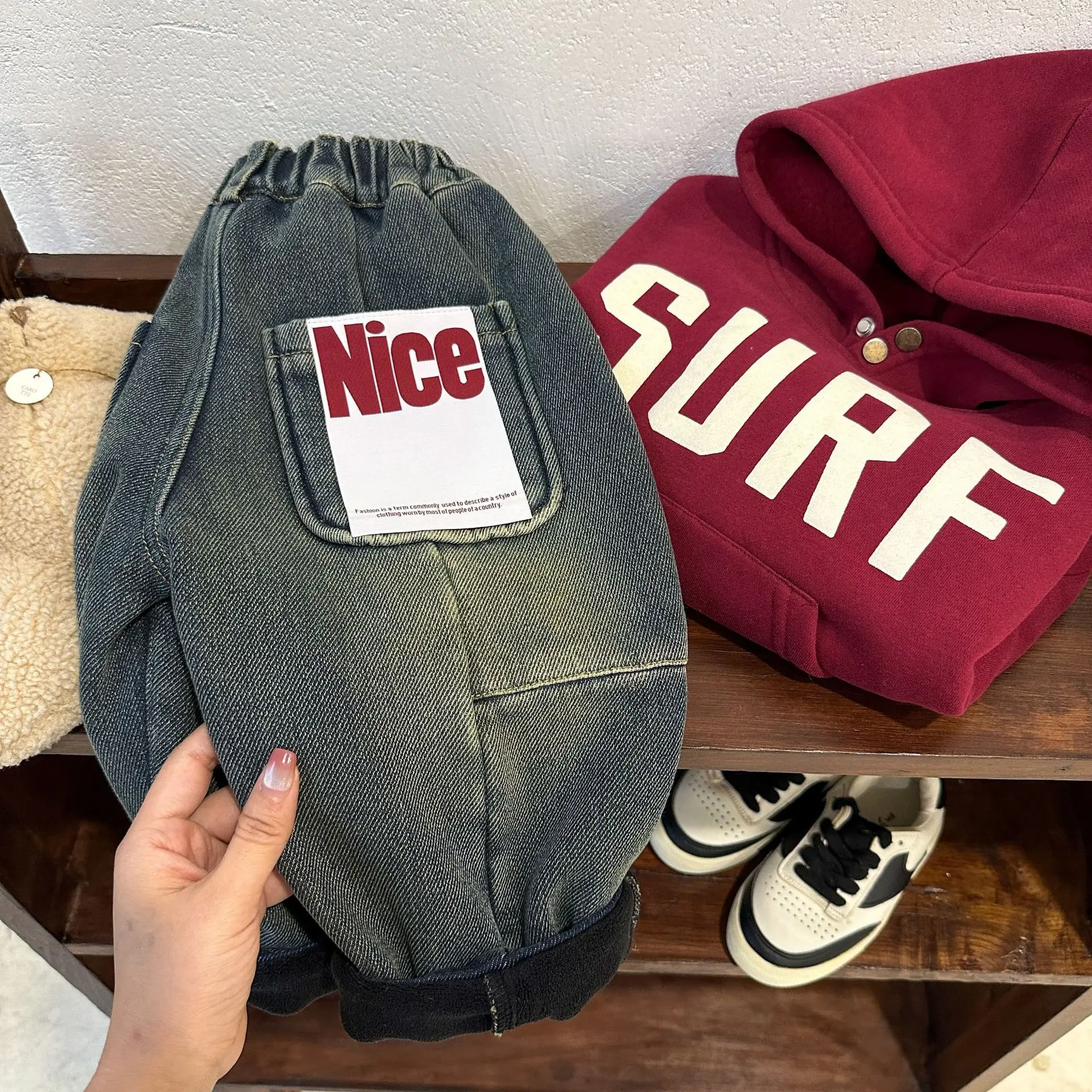 

Children Jeans 2023 Autumn Winter New Korean Style Label Jeans for Boys and Girls Baby Thick Casual Simple Denim Pants