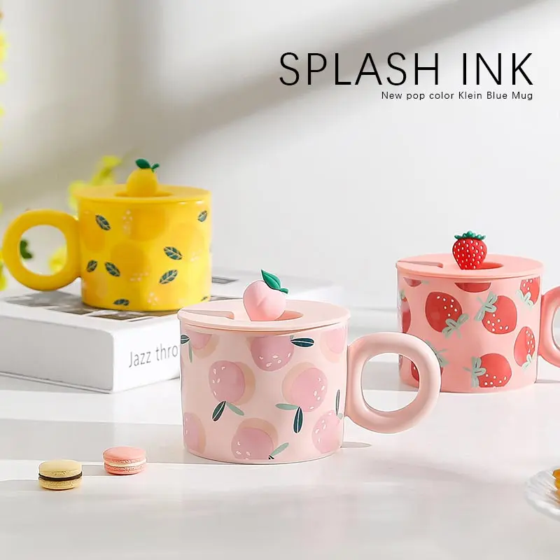 

Керамическая кружка для влюбленных, красивые кружки с креативным узором, кофейные чашки с крышкой, чашка для завтрака в японском стиле, мале...