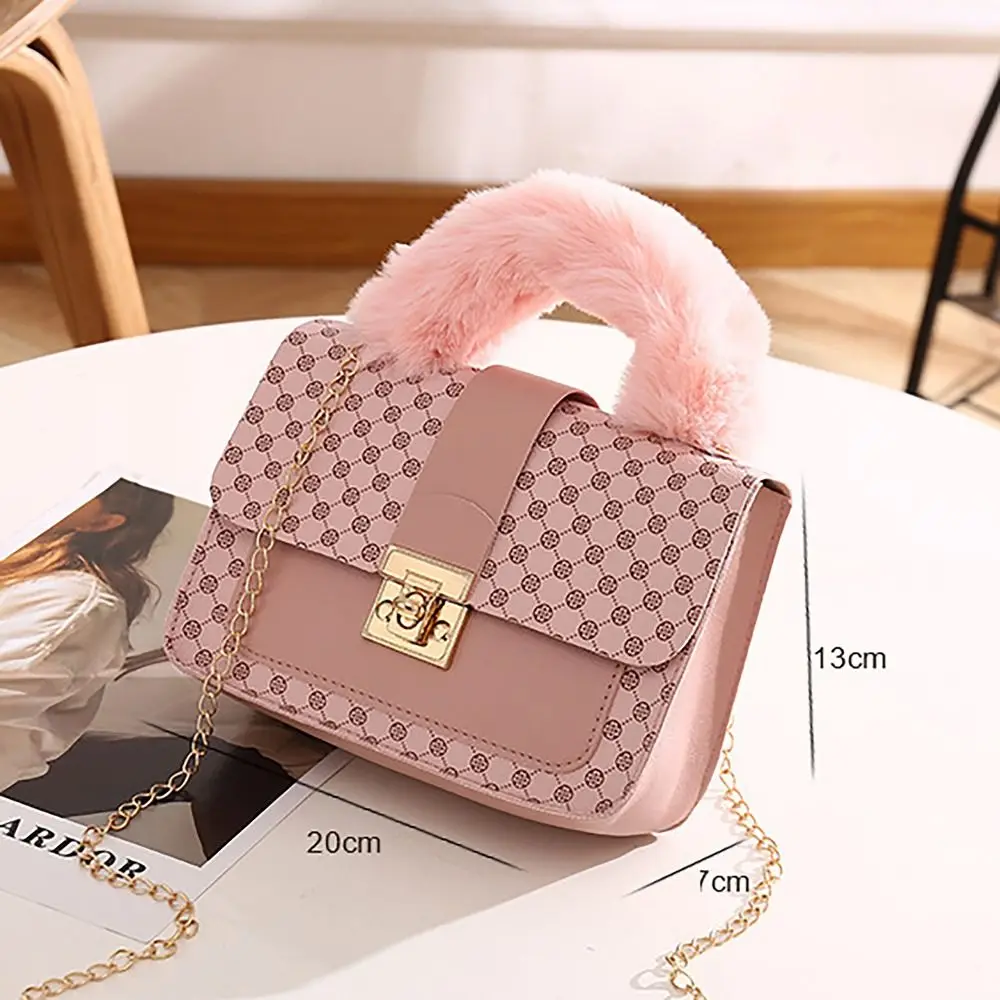 Плюшевая сумка через плечо с ручкой цвет в ассортименте