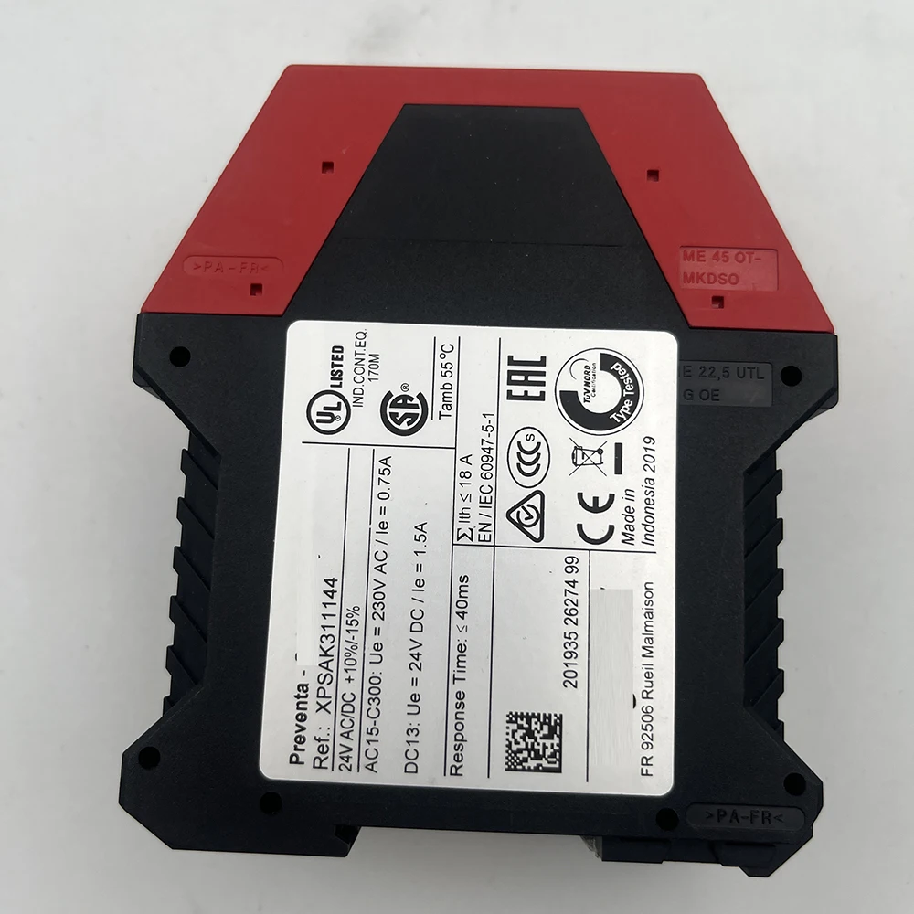 XPSAK 311144 Оригинальное реле безопасности XPS-AK для Schneider 24 В переменного тока