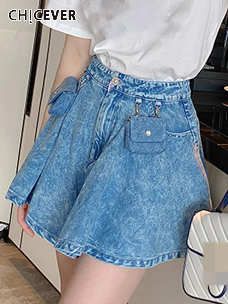 

CHICEVER Vintage Blue Denim Shorts For Women High Waist Patchwork Pockets Casual Loose Short Pants Female Fashion Clothing Style
