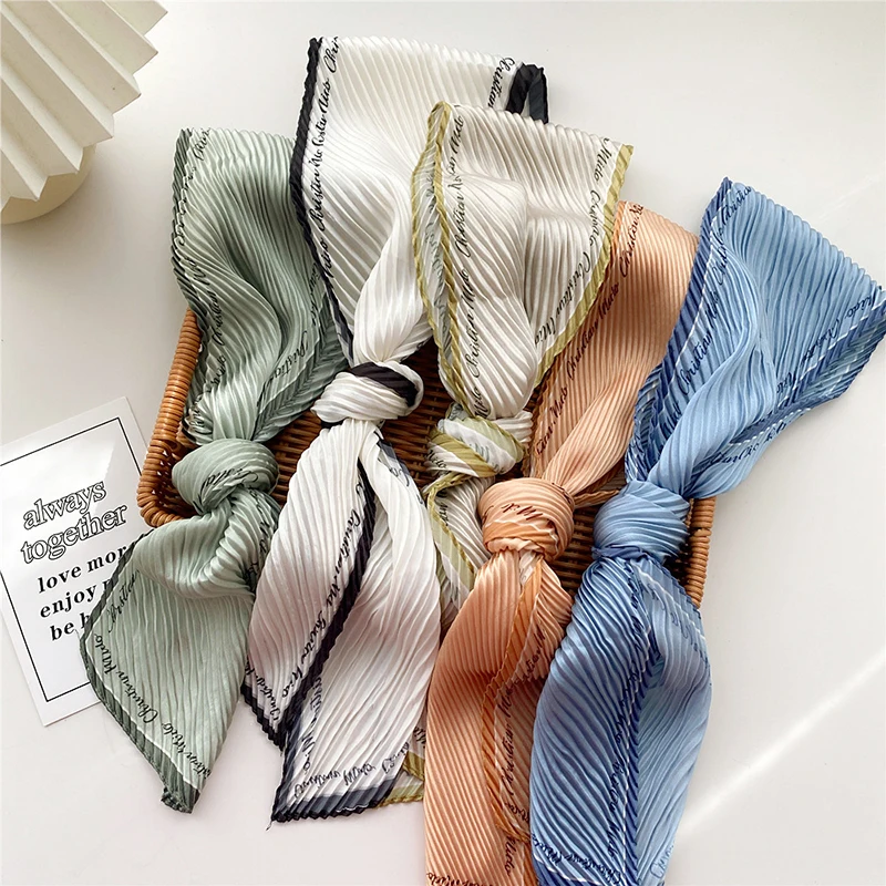 

2022 Vintage Print Crinkle Silk Shawl Scarf For Women Hair Band Satin Foulard Hijab Head Wraps Neckerchief Female Bandana