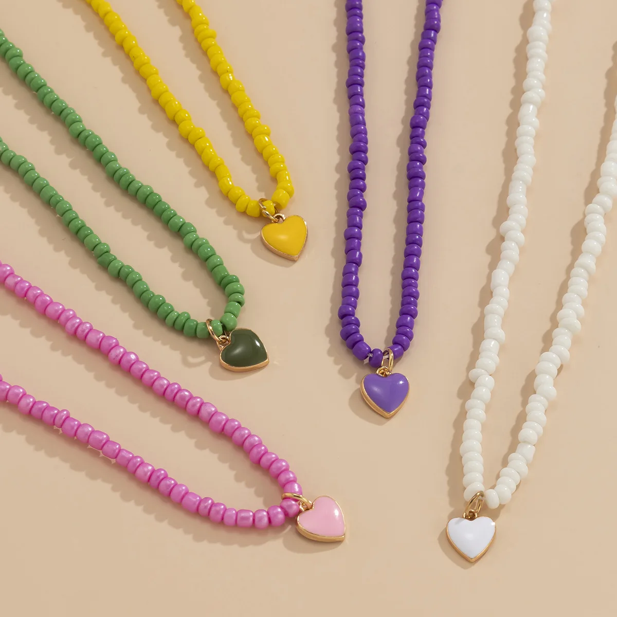 

Heart Pendants Bead Necklaces for Women Goth Vintage Heart Choker Chain Necklace Aesthetic Boho Summer Beach Jewelry Gift 2022