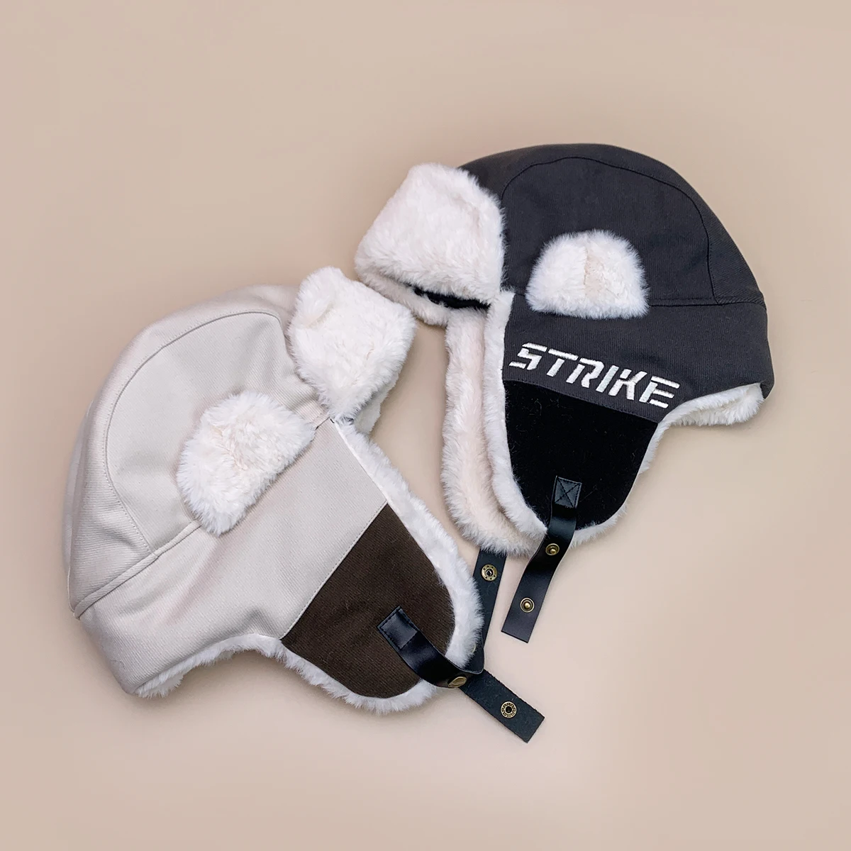 Шапки-бомберы с цветными блоками и вышитыми буквами осенне-зимние новые унисекс