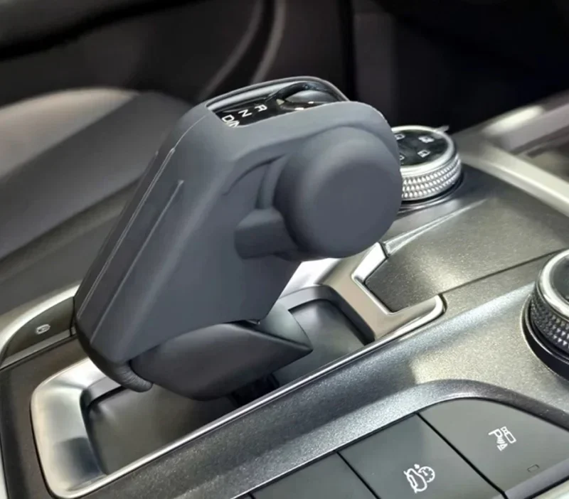 

Автоматическая встроенная крышка ручки переключения передач, подходит для GWM Tank 300, силиконовая крышка ручки центрального управления автомобиля, детали для обновления салона автомобиля