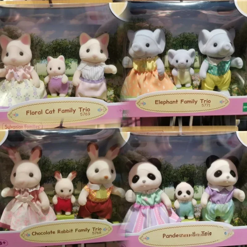 Hot Out Of Print Семья из трех лесных семей Панда Шоколадный кролик Красочная фигурка