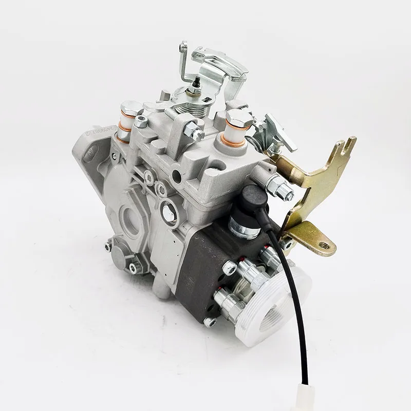 Фото Топливный насос VE 104680-3100 NP-VE4/10F1075RNP2490 32A65-10320 для MITSUBISHI S4S №1