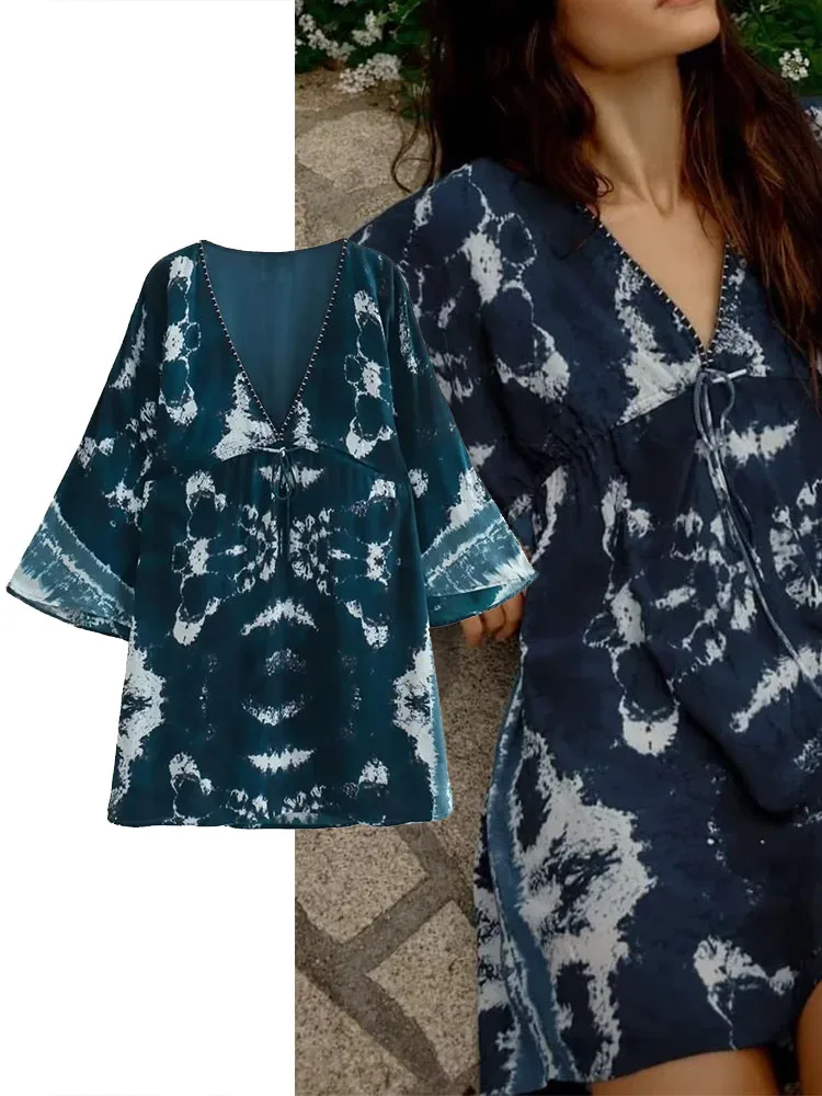 

Платье-мини женское Плиссированное с глубоким V-образным вырезом и принтом