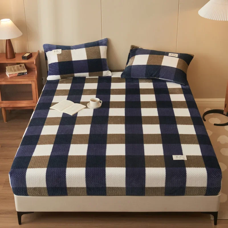 Зимняя теплая натяжная простыня из кораллового флиса WASART эластичный чехол на