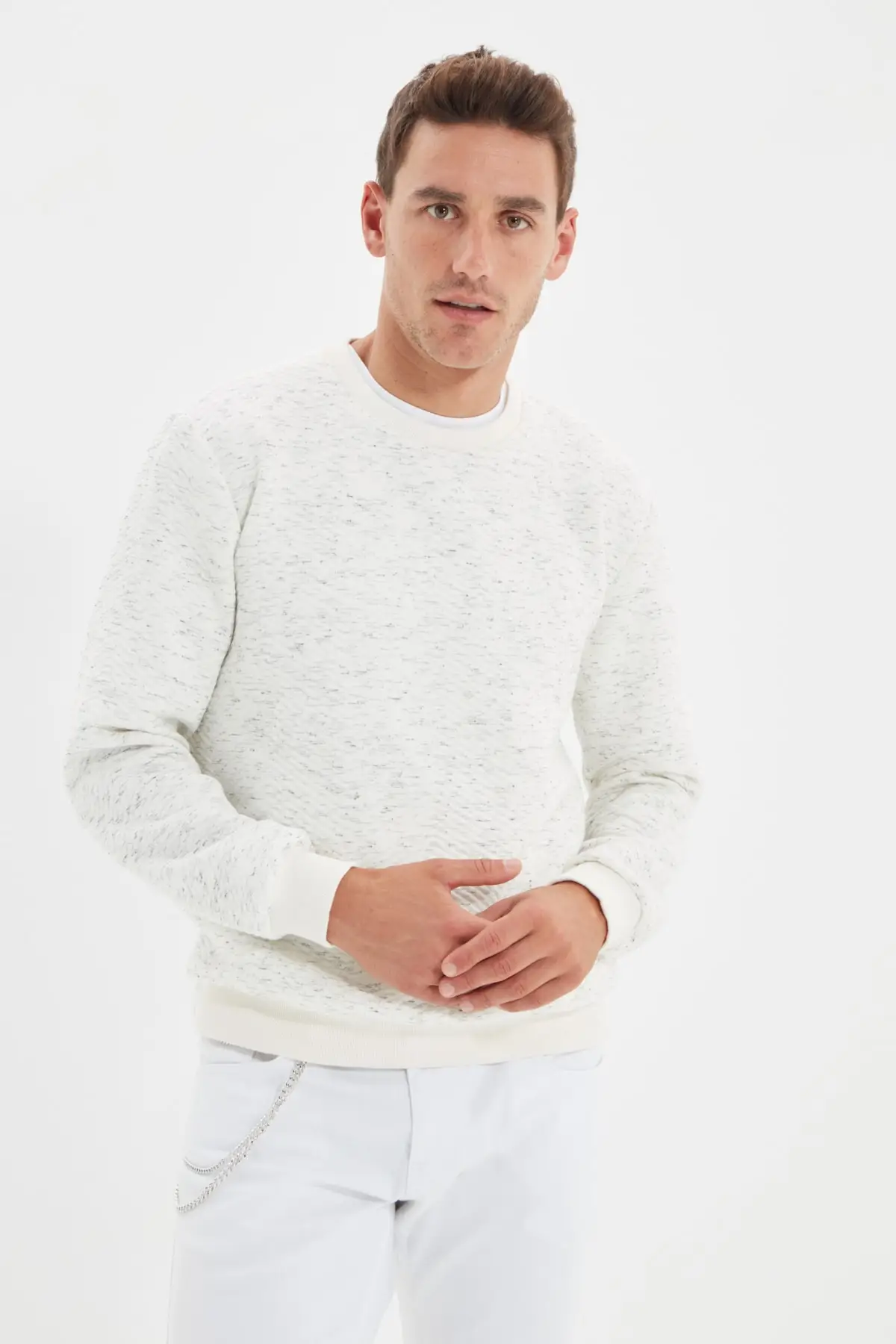 

Trendyol Men Sweatshirts TMNAW22SW0815
